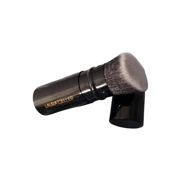 Laura Geller Retractable Angled Kabuki Brush - Picture 2 of 3